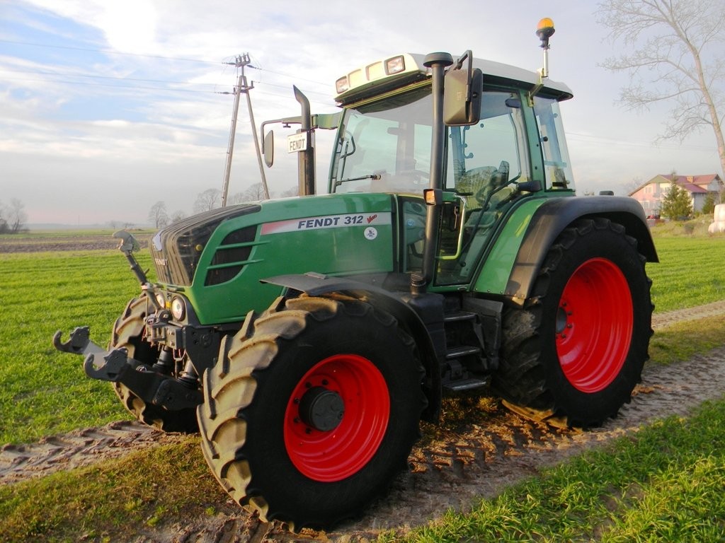 Zetor Kupie Traktory Prasy Przyczepy Beczki 664-172-275 - 20002 — zdjęcie 5