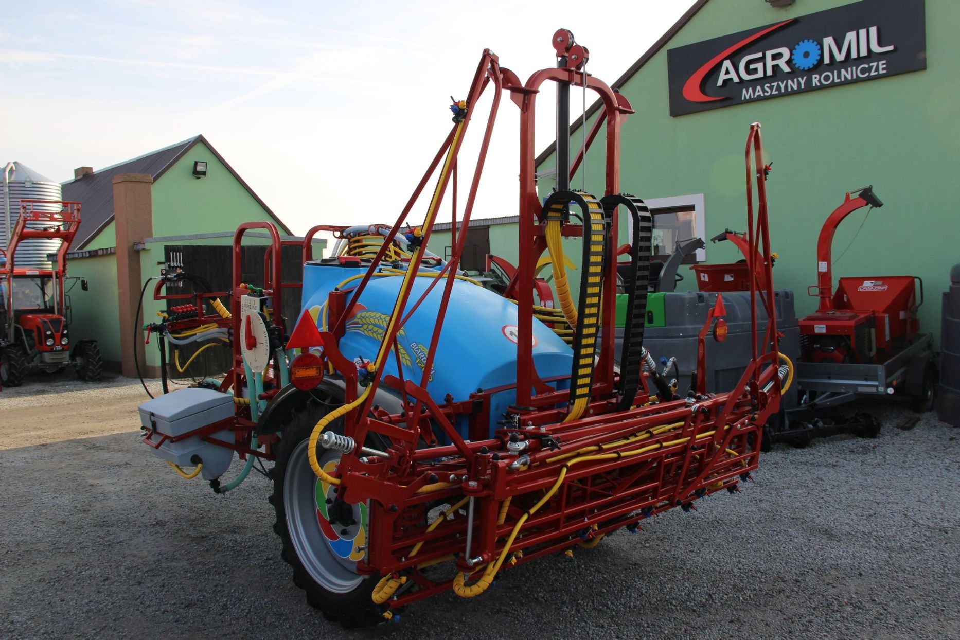 Opryskiwacz ciągany zaczepiany Calabria Biardzki hydrauliczny — zdjęcie 4