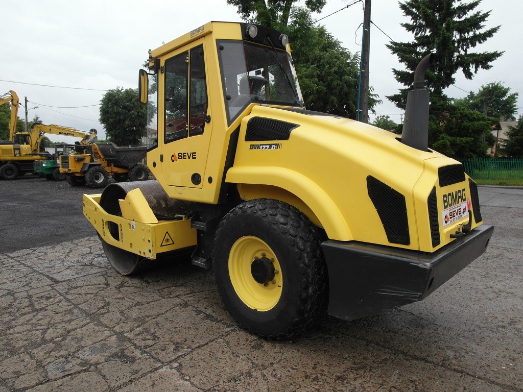 Walec drogowy Bomag BW177 stal/guma waga 8 ton, tylko 1790 h, 2007r  — zdjęcie 5