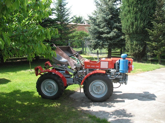 TRAKTOREK OGRODNICZY TZ - 4K - 14 — zdjęcie 2