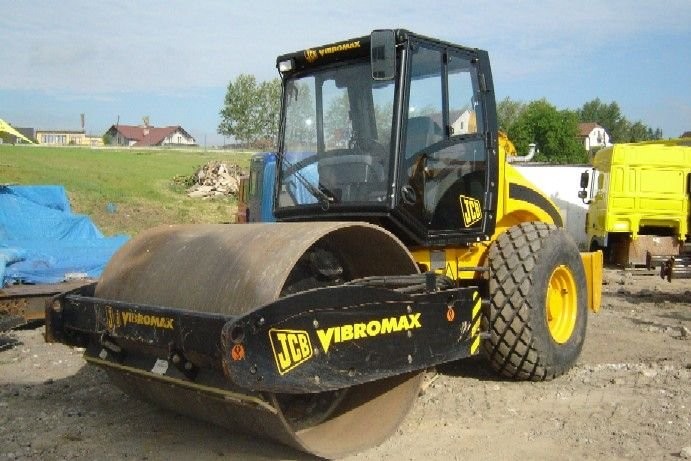 WALEC JEDNOBĘBNOWY JCB VM 115D -vibromax. NOWA KOLCZATKA — zdjęcie 2