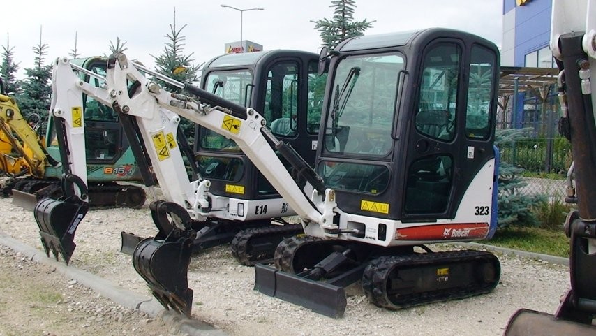 BOBCAT 323 15KM 2009r 1200mth MINI KOPARKA LEASING — zdjęcie 2
