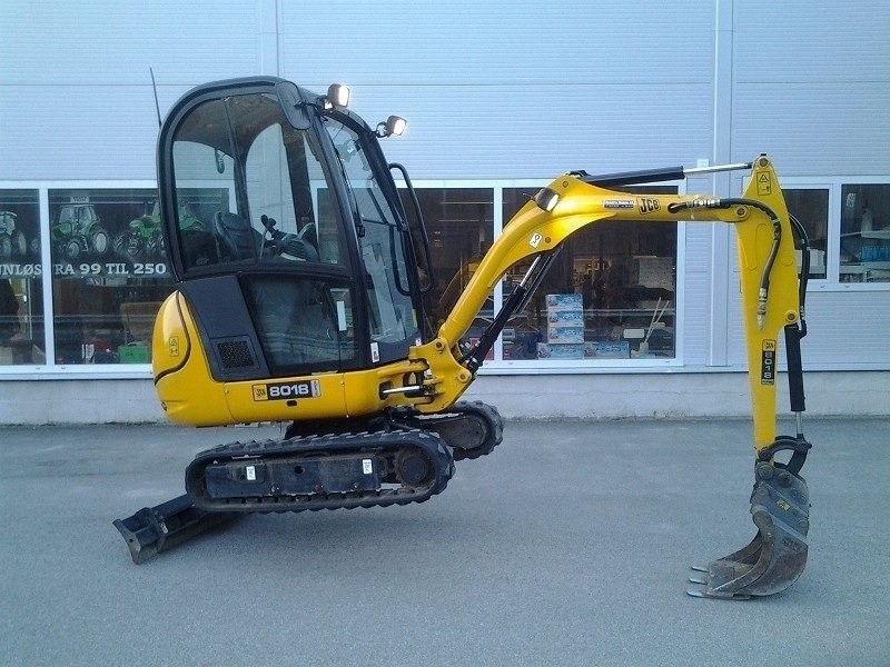 JCB 8018 Mini koparka — zdjęcie 1