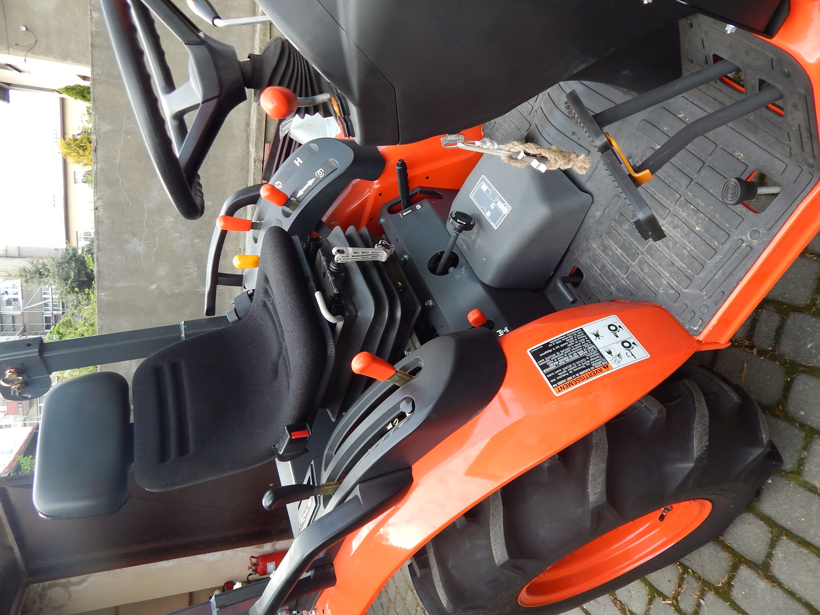 Kubota B2230 NOWY Ciągnik — zdjęcie 2