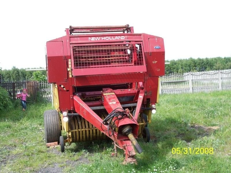 Prasa rolująca NEW HOLLAND — zdjęcie 2