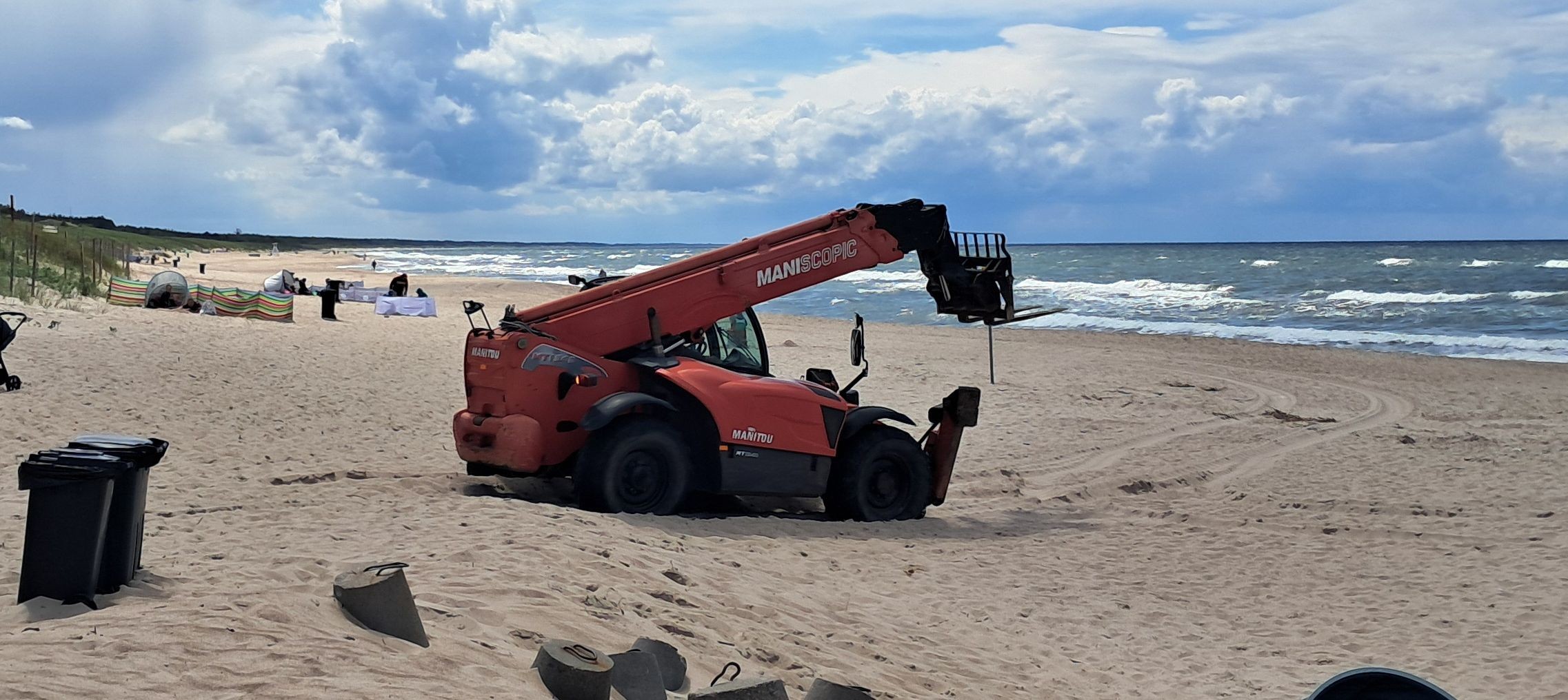 Ładowarka teleskopowa Manitou wynajem, serwis, sprzedaż ładowarki — zdjęcie 6