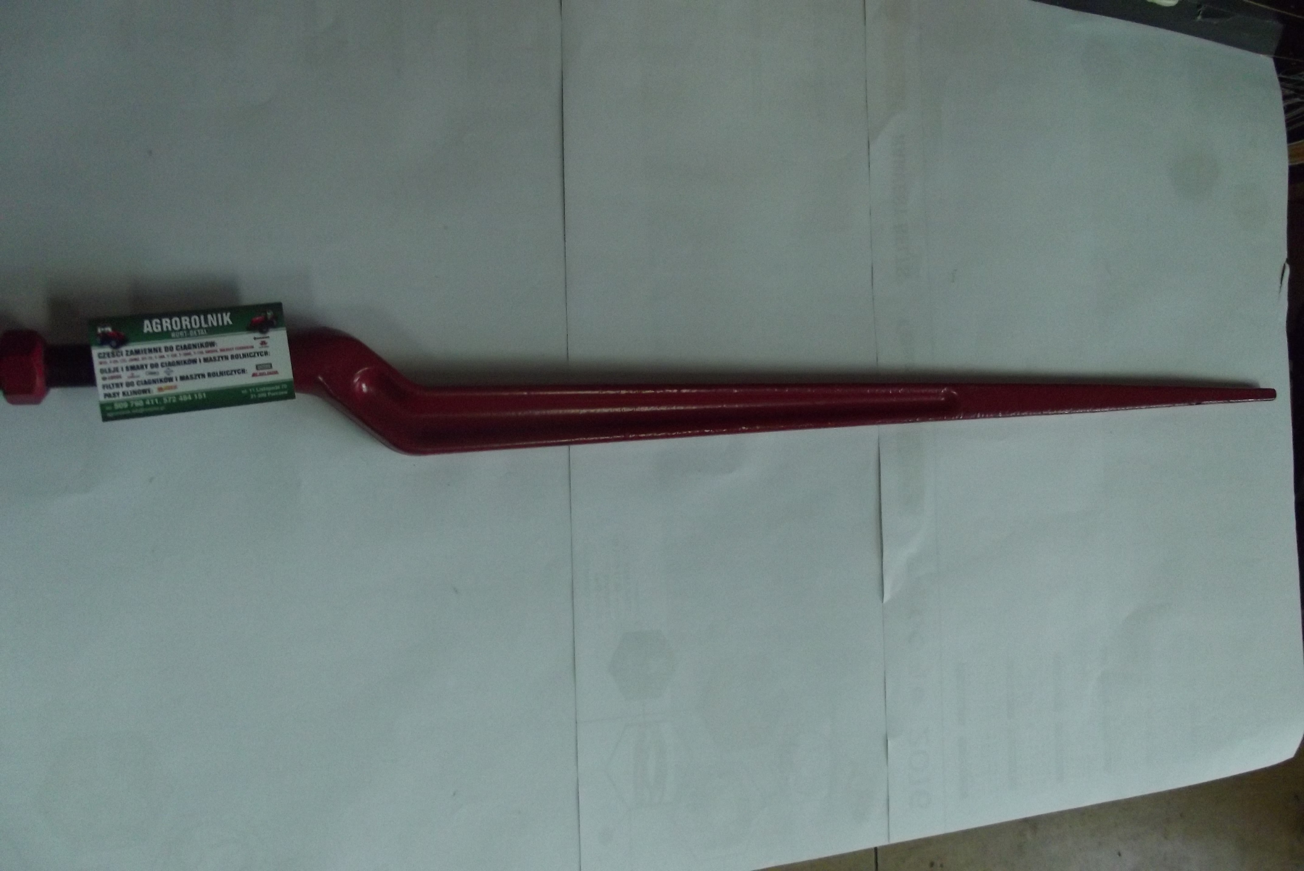 Ząb ładowacza łamany L 880 mm M 22 x 1,5 z nakrętką stożkową.    — zdjęcie 1