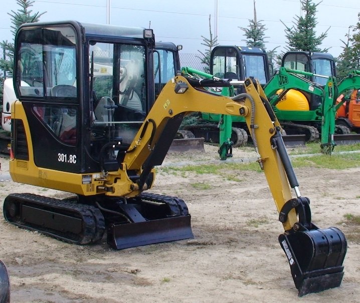 CAT 301.C 2009 19KM 500mth KOPARKA LEASING GWR — zdjęcie 3