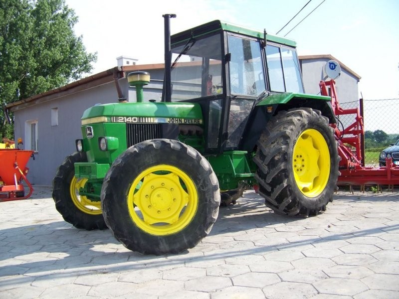 John Deere 2140  4x4 — zdjęcie 5