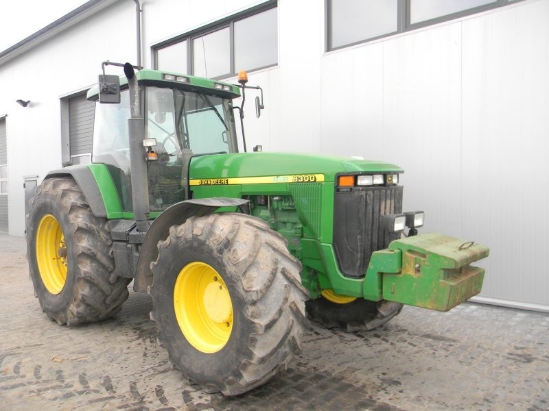 JOHN DEERE 8300 — zdjęcie 5