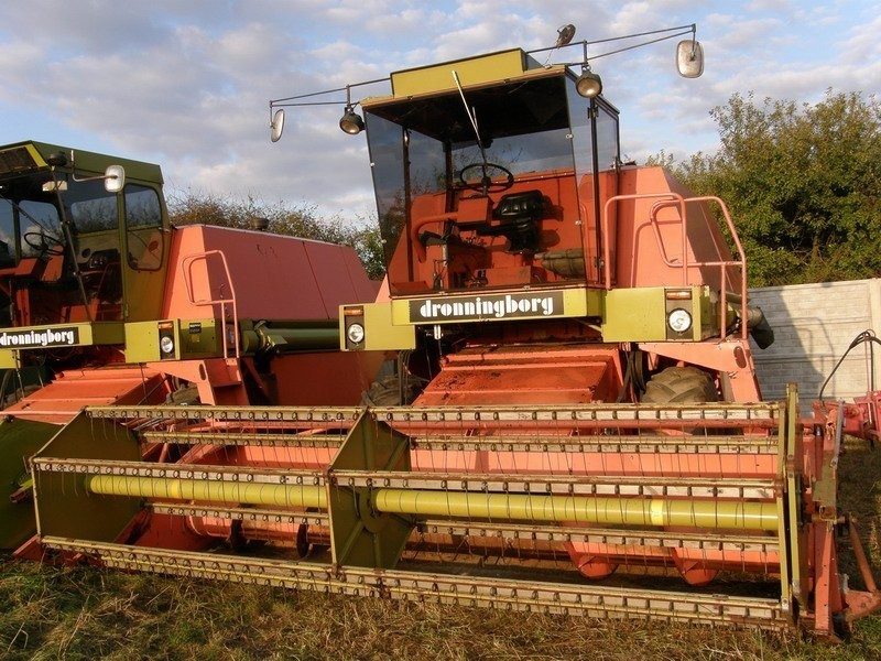 Sprzedam Kombajn zbożowy Droningborg D 7000 — zdjęcie 2