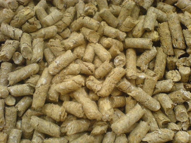Producent sprzedaje pellet ze slomy, luski owsa — zdjęcie 1