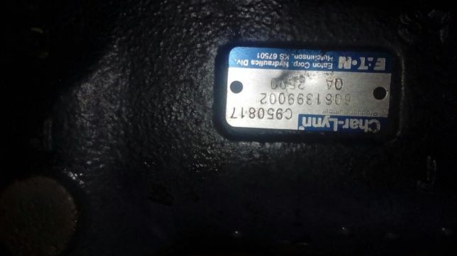 Zawór hydrauliki New Holland 8670,8770,8970 Ford seria g — zdjęcie 3