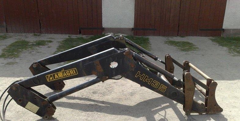 Ładowacz czołowy AGRAM