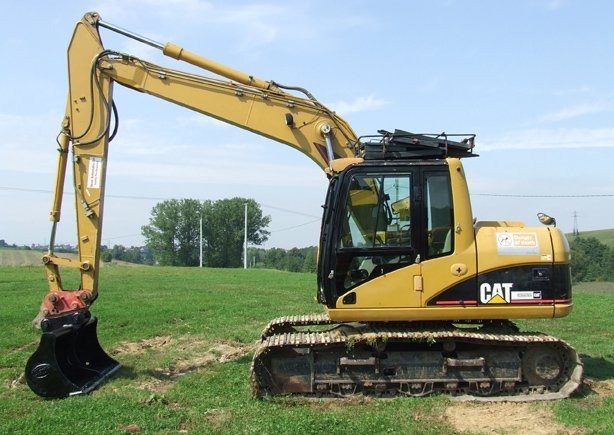 Koparka gąsienicowa CAT 312CL z roku 2004.... — zdjęcie 3