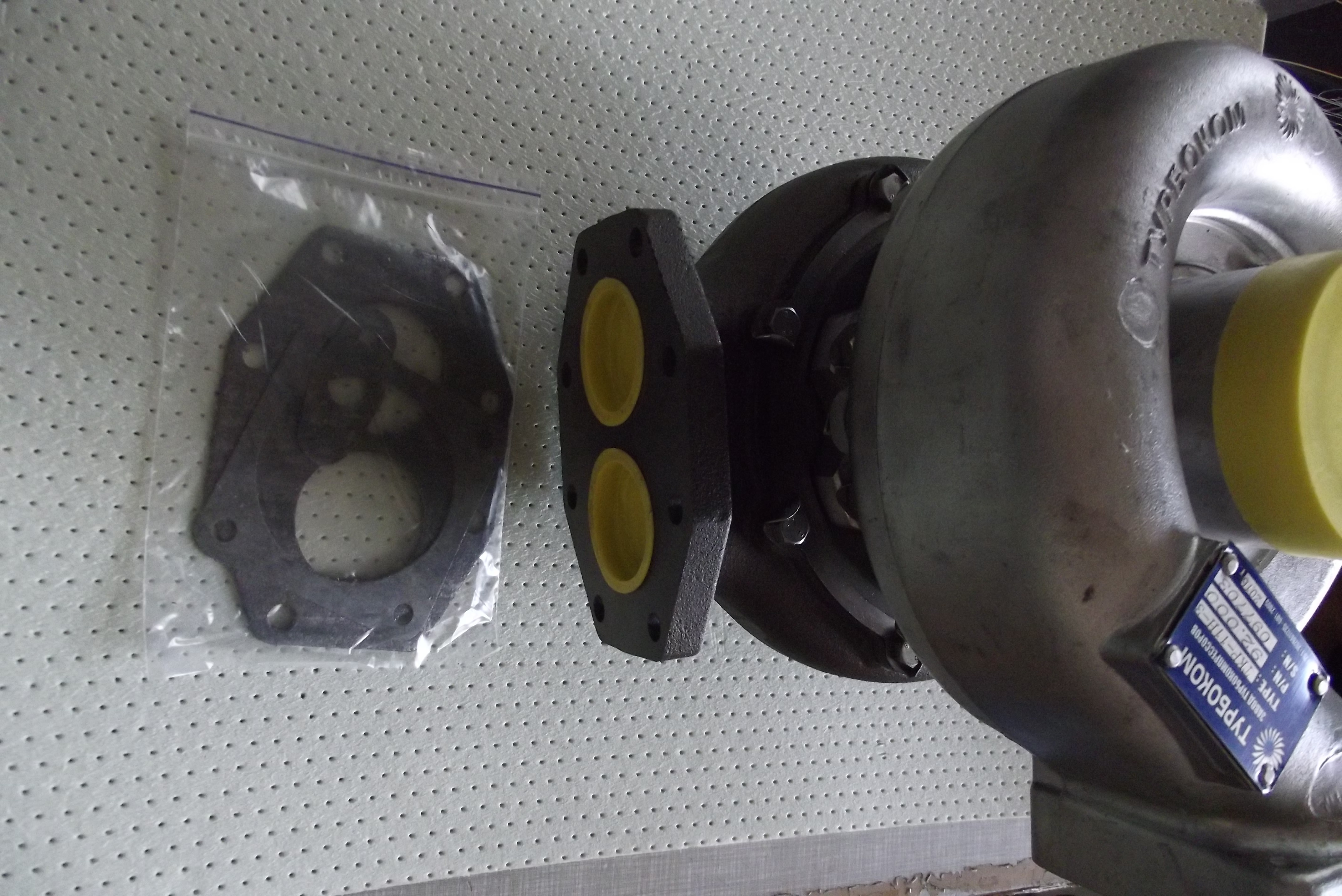 Turbosprężarka T 130 TKR 11H ORYGINAŁ — zdjęcie 3