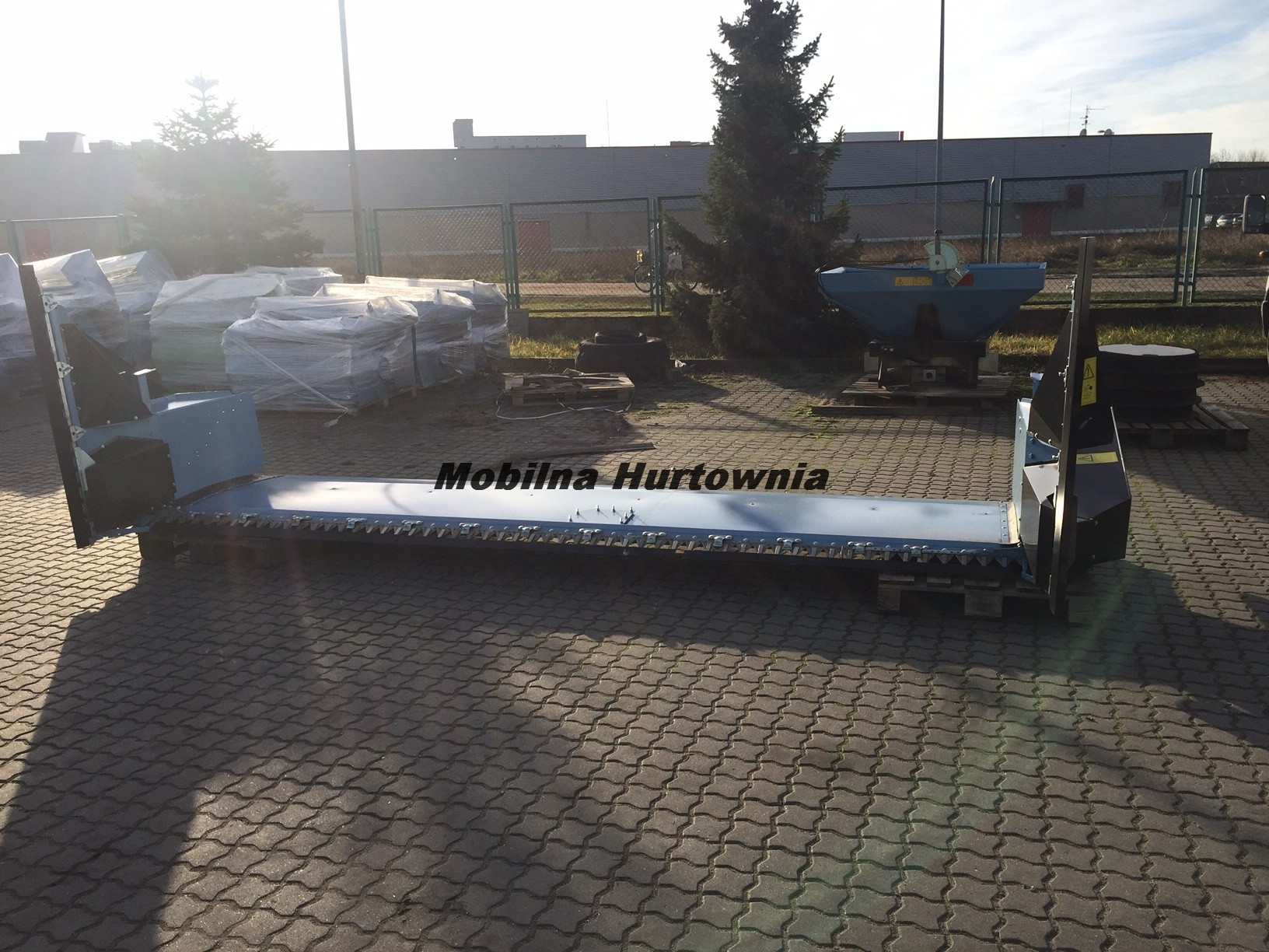Stół do rzepaku BIZON Z-056/Z-058/Z-050 Wągrowiec Super/Rekord 2 kosy — zdjęcie 2