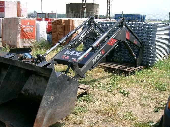 Sprzedam ładowacz czołowy marki MX 1,6 T.