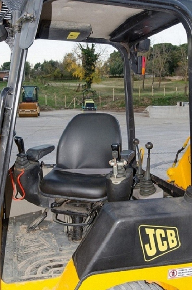 Jcb 1cx-hf — zdjęcie 5
