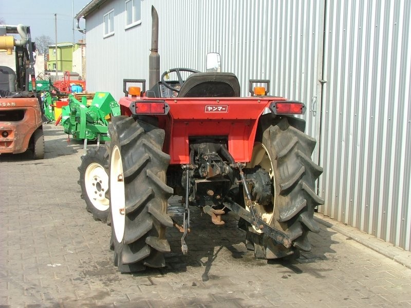 Mini traktorek Yanmar F24, 24KM, 4x4 — zdjęcie 1