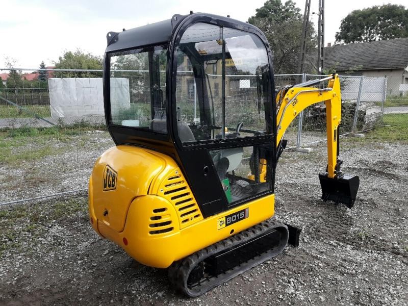 Sprzedam JCB 8015 z 2005 roku — zdjęcie 4
