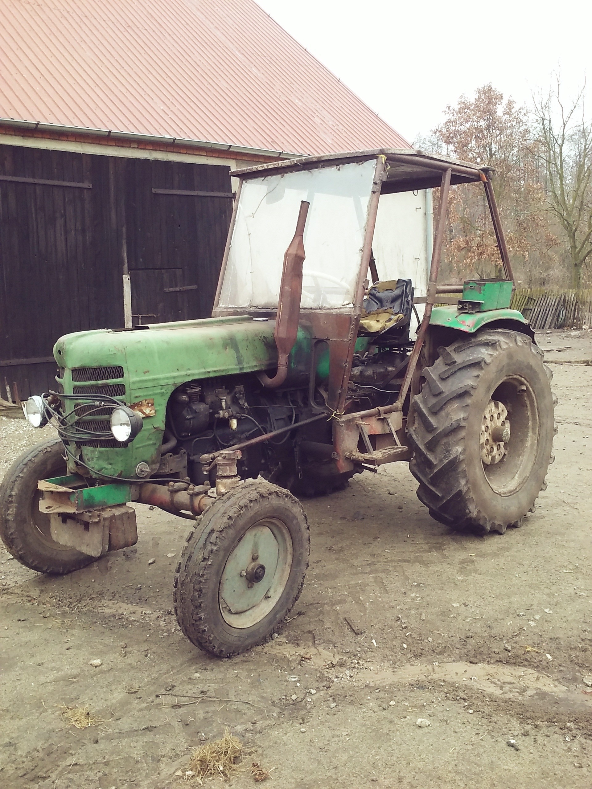 sprzedam ursus c-4011 — zdjęcie 2