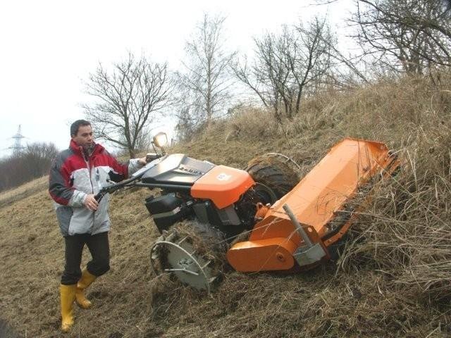 CIĄGNIKI JEDNOOSIOWE RABATY DO 40%!!!!!! — zdjęcie 2