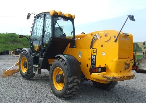 Ładowarka teleskopowa JCB 540-170 -rok 2008 — zdjęcie 2