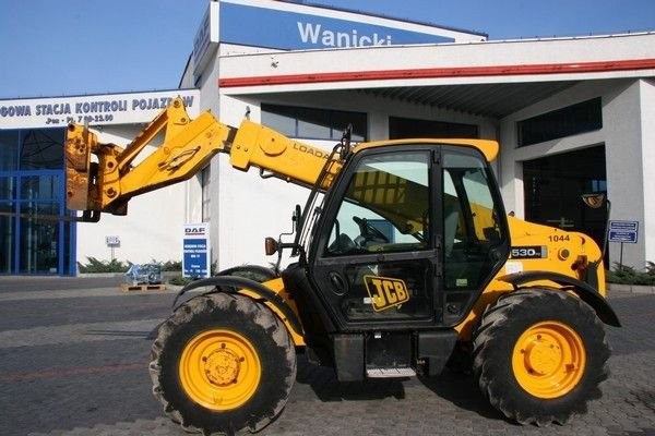 PODNOŚNIK TELESKOPOWY JCB. 530-70. Stan super — zdjęcie 2