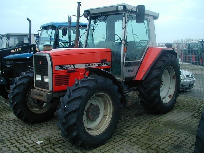 Massey Ferguson 3095 — zdjęcie 2