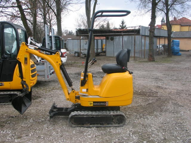 Minikoparka / koparka JCB Micro 8008 z 2010 roku — zdjęcie 6
