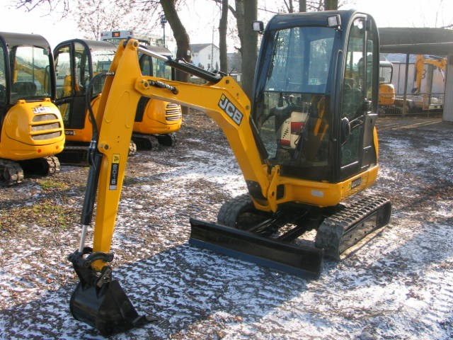 koparkikrakow.pl - JCB 8018 CTS 2012 - minikoparka — zdjęcie 4