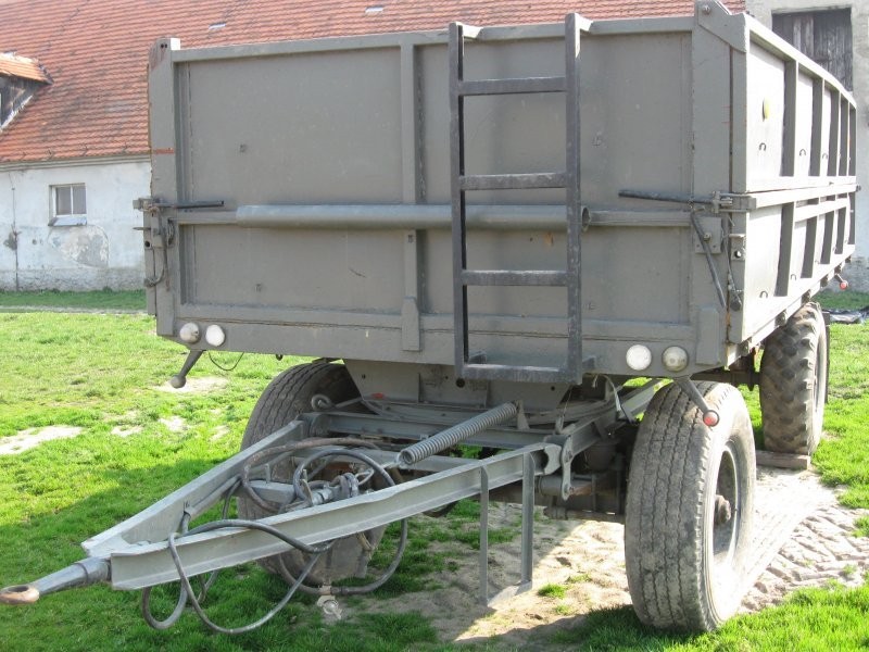 przyczepa