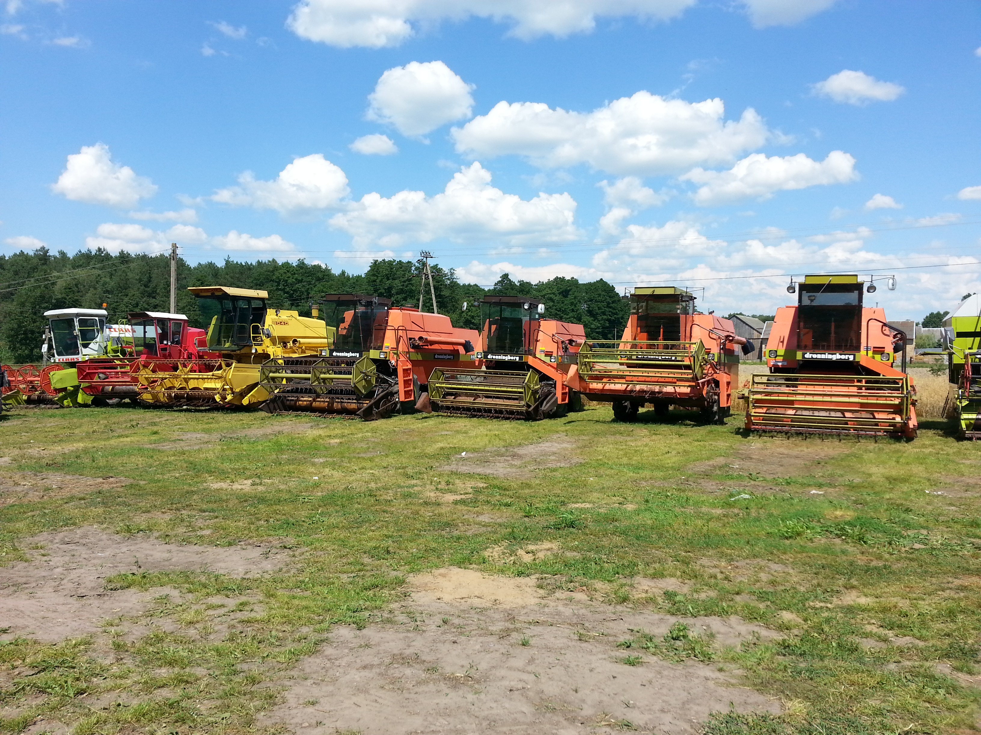 Claas KOMBAJNY DUŻY WYBÓR !! VOLVO, Massey Ferguson, JOHN DEERE, SAMPO — zdjęcie 3