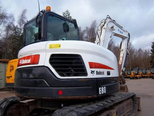 Bobcat E80 — zdjęcie 2