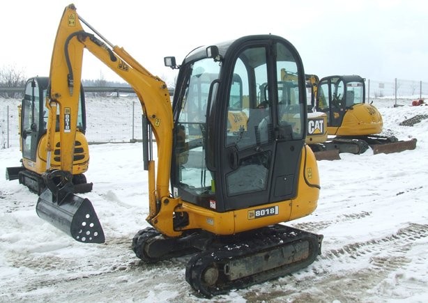 Minikoparka gąsienicowa JCB 8018 z roku 2008,