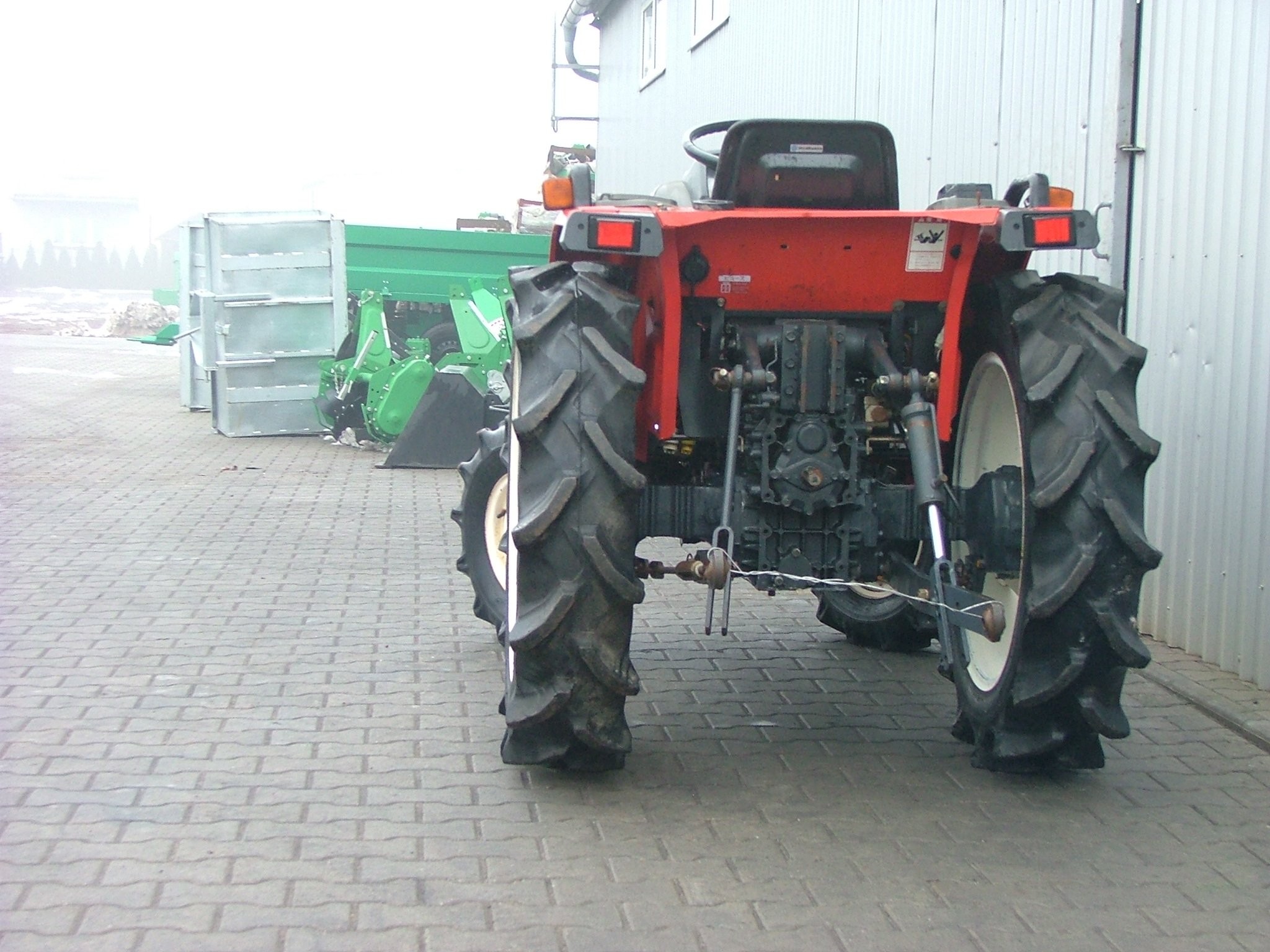 Yanmar F200 - 2004 — zdjęcie 5