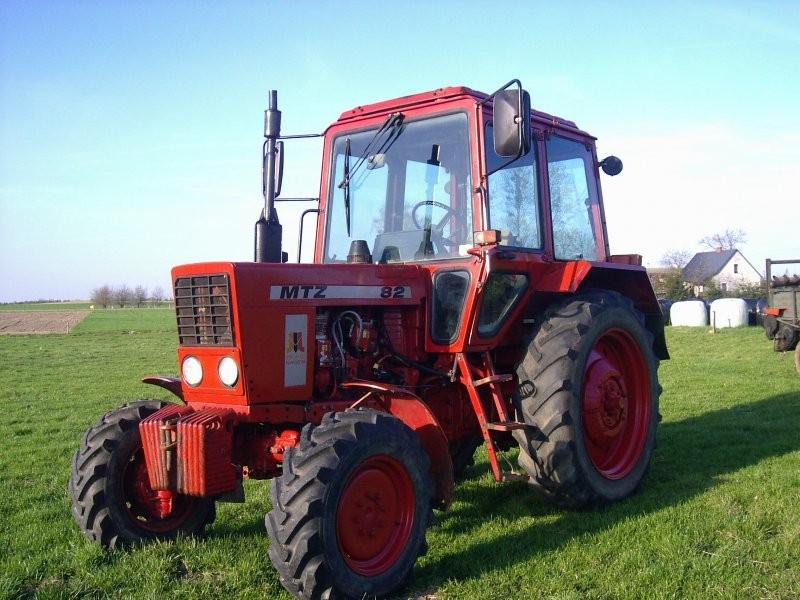 Ciągnik MTZ-82