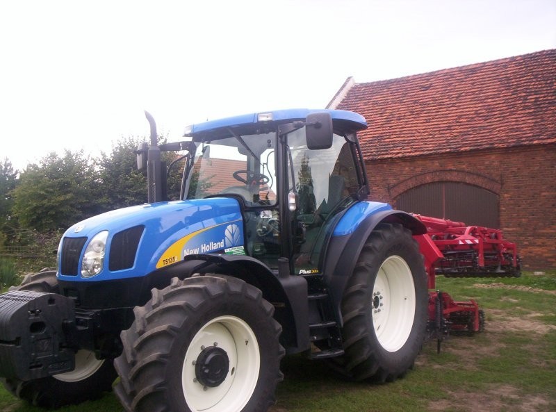 New Holland TS135A — zdjęcie 4