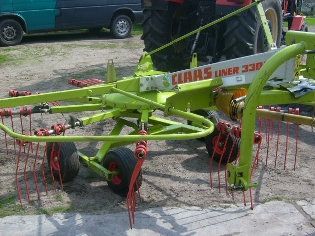 Zgrabiarka Claas LINER 330S — zdjęcie 4