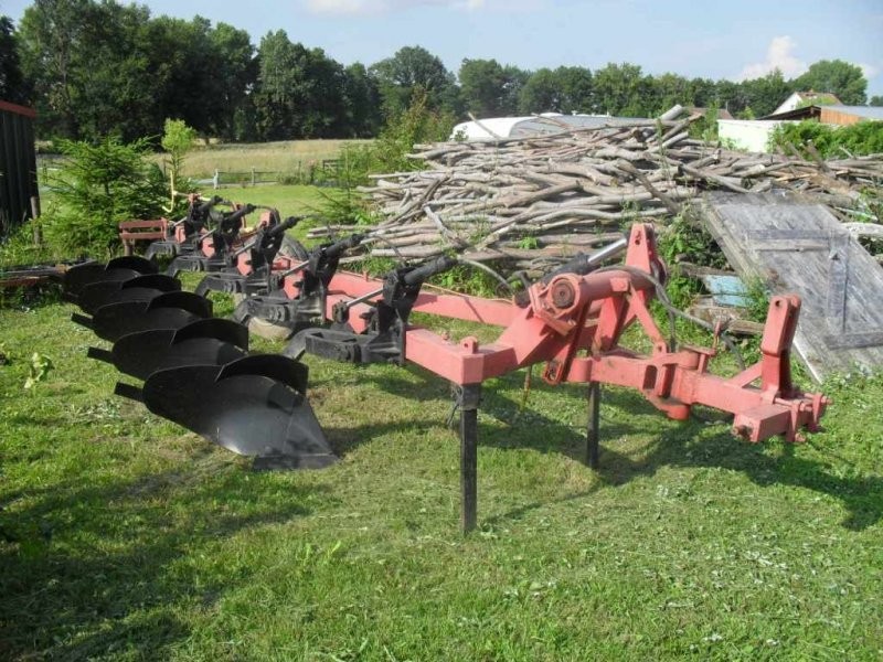 Pług Forschnit B201(5-cio skibowy)
