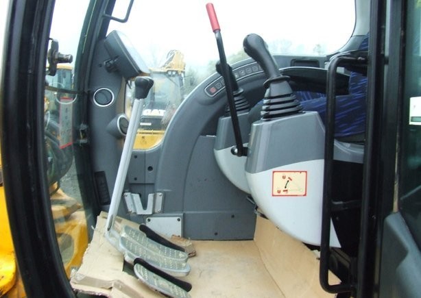 JCB 8080 ZTS - 2008 r. — zdjęcie 4