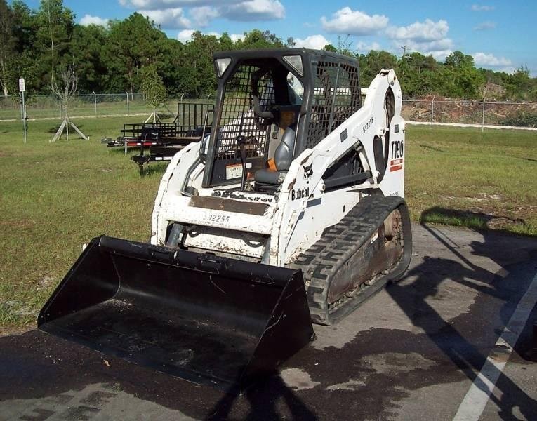 Bobcat T190 — zdjęcie 2