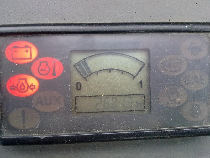 JCB 8032 zts rocznik: 2003 --- koparkikrakow.pl — zdjęcie 2