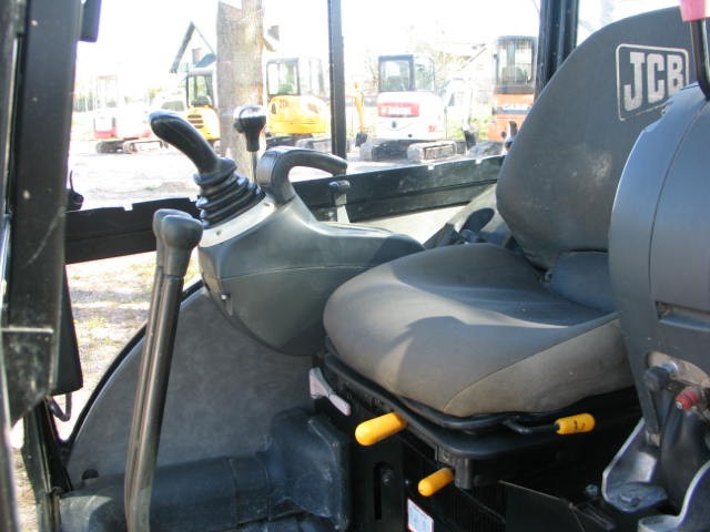 JCB 8030 ZTS - 2010 rok — zdjęcie 5