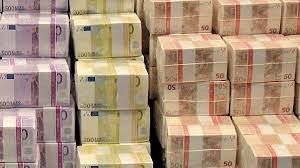 Oferuje finansowania i inwestycji pomiędzy poszczególnymi — zdjęcie 4