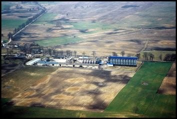 SPRZEDAM MAGAZYNY ZBOŻOWE ORAZ MIESZALNIĘ PASZ