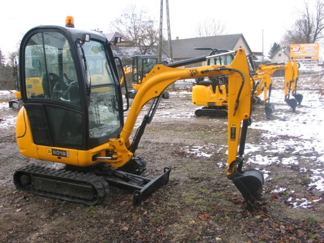 Koparki JCB 8018 2010, 2011 rok - sprzedam — zdjęcie 1
