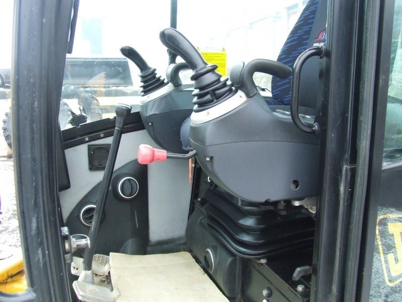 Minikoparka gąsienicowa JCB 8055 RTS z roku 2008., — zdjęcie 3