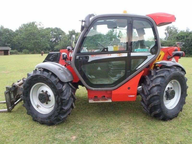 Manipulator teleskopowy Premium Manitou MLT PPS - I2O + Akcesoria — zdjęcie 1